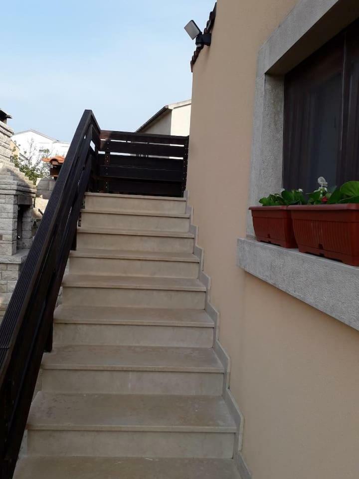 Apartman Ulika Medulin Exterior foto